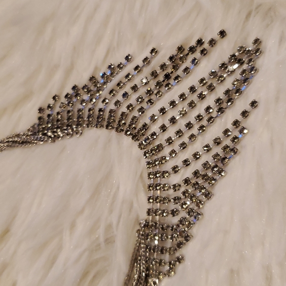 Banana Republic Silver Dangling Necklace - Picture 6 of 9